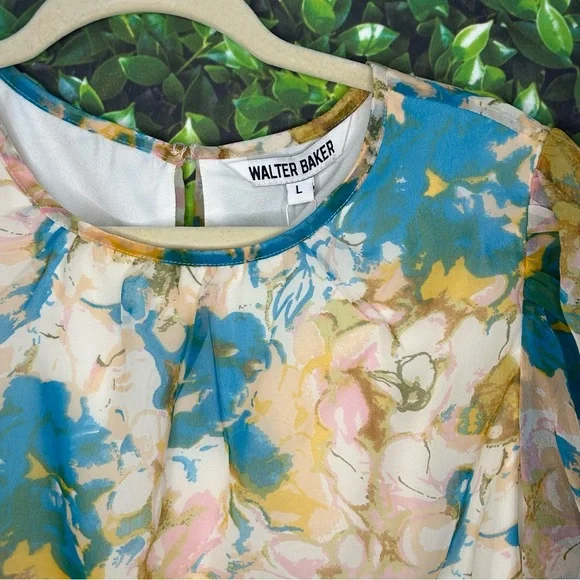 NWT WALTER BAKER pleated neckline cropped blouse women’s Large $178 - Picture 4 of 7